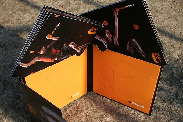 哪些因素影响画册设计的价格？